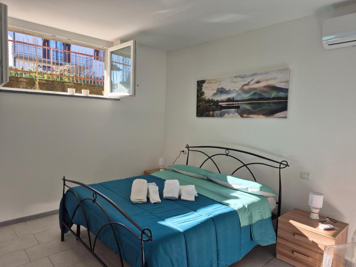Le Mimose Holiday House di Como - Grandate - Housity