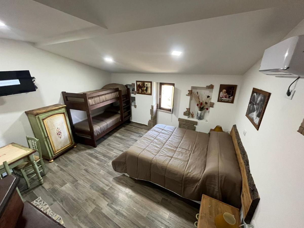Dimora Forgione B&B - Pietrelcina - Housity