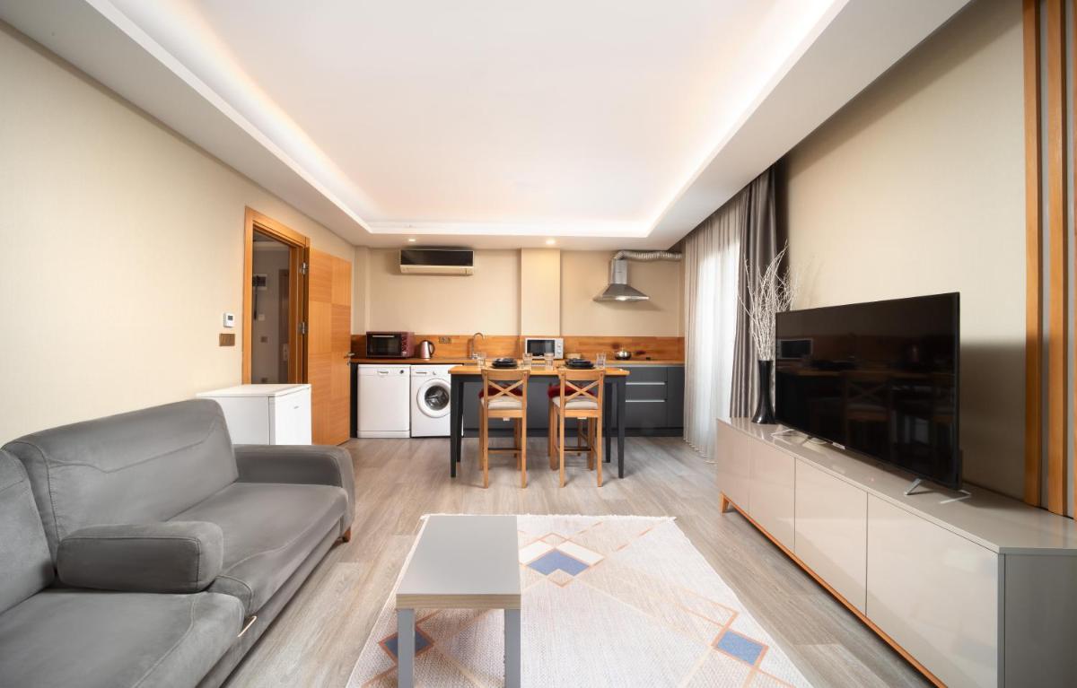 Family Time Suites Hotel - Housity