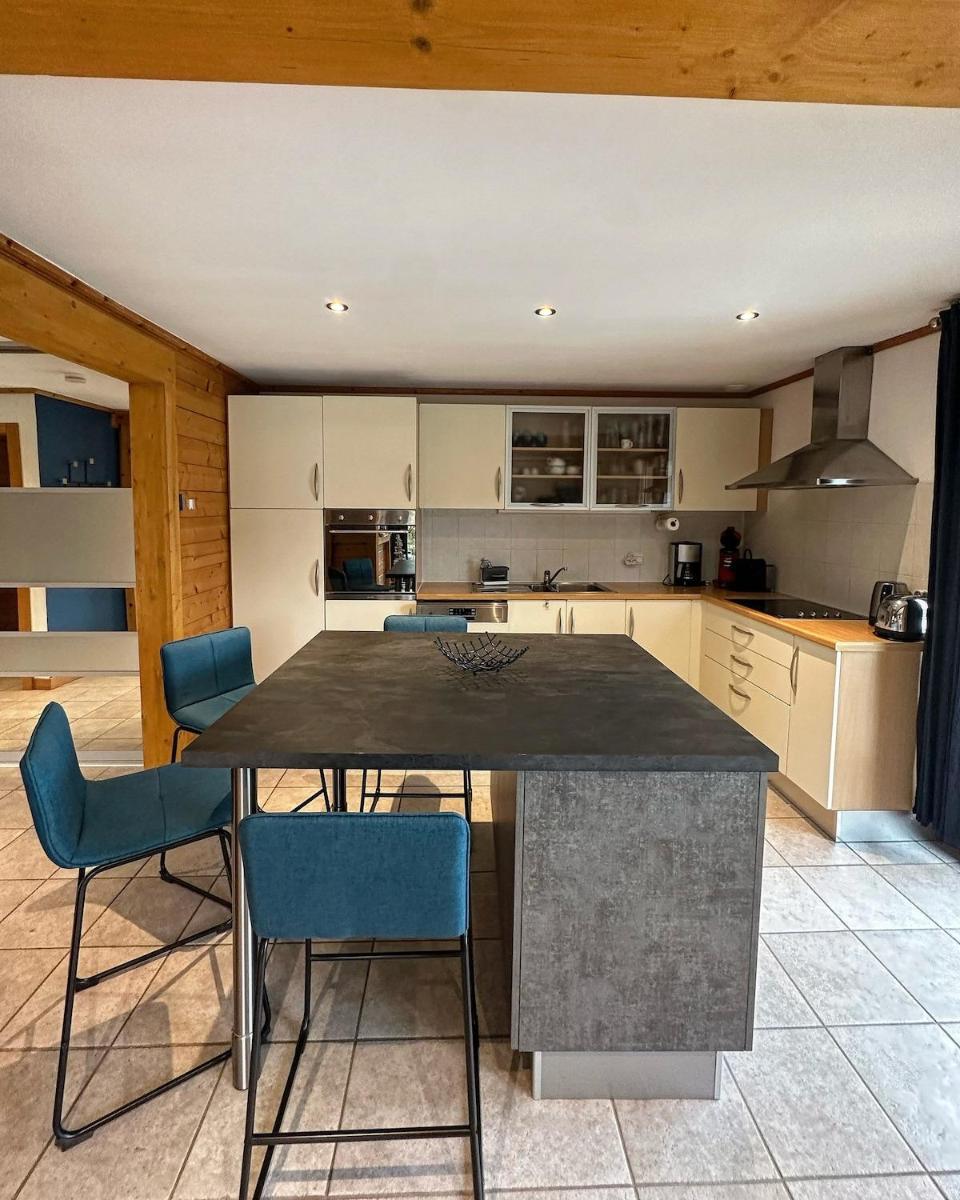 Chalet 3 Vallées - Piscine & SPA - Haut Standing - Housity
