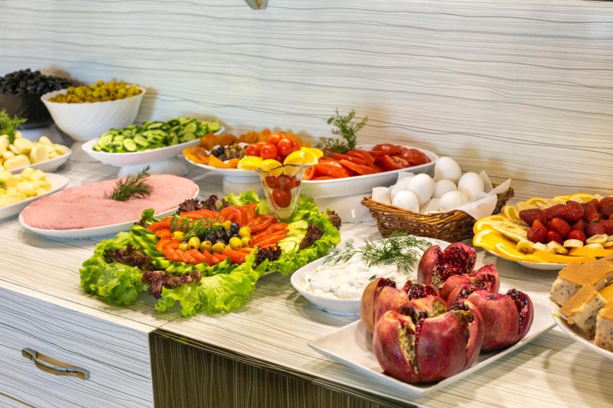 Family Time Suites Hotel - Housity