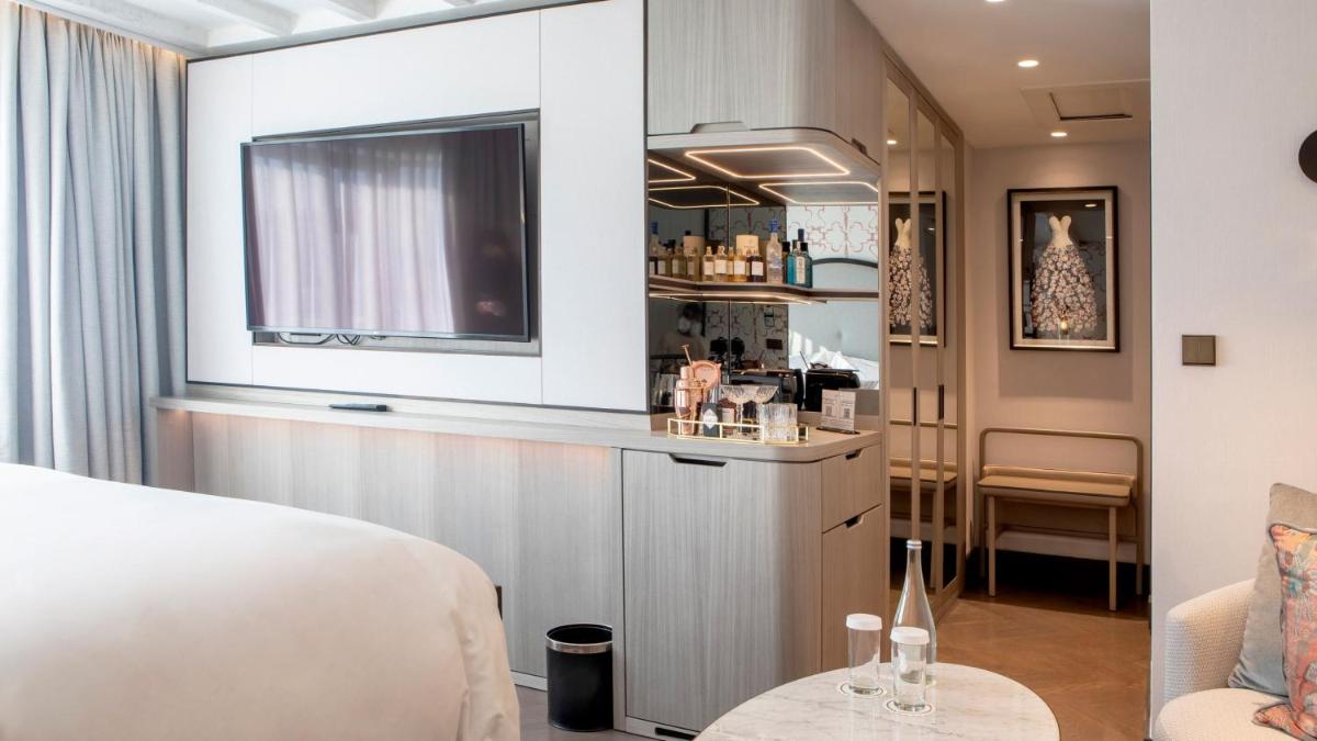 A cozinha ou kitchenette de InterContinental Porto - Palacio das Cardosas by IHG
