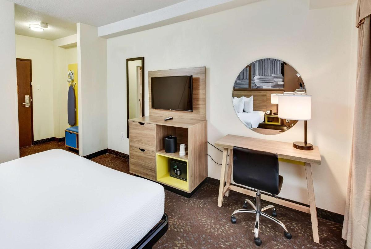 Days Inn by Wyndham Washington DC/Connecticut Avenue - Housity