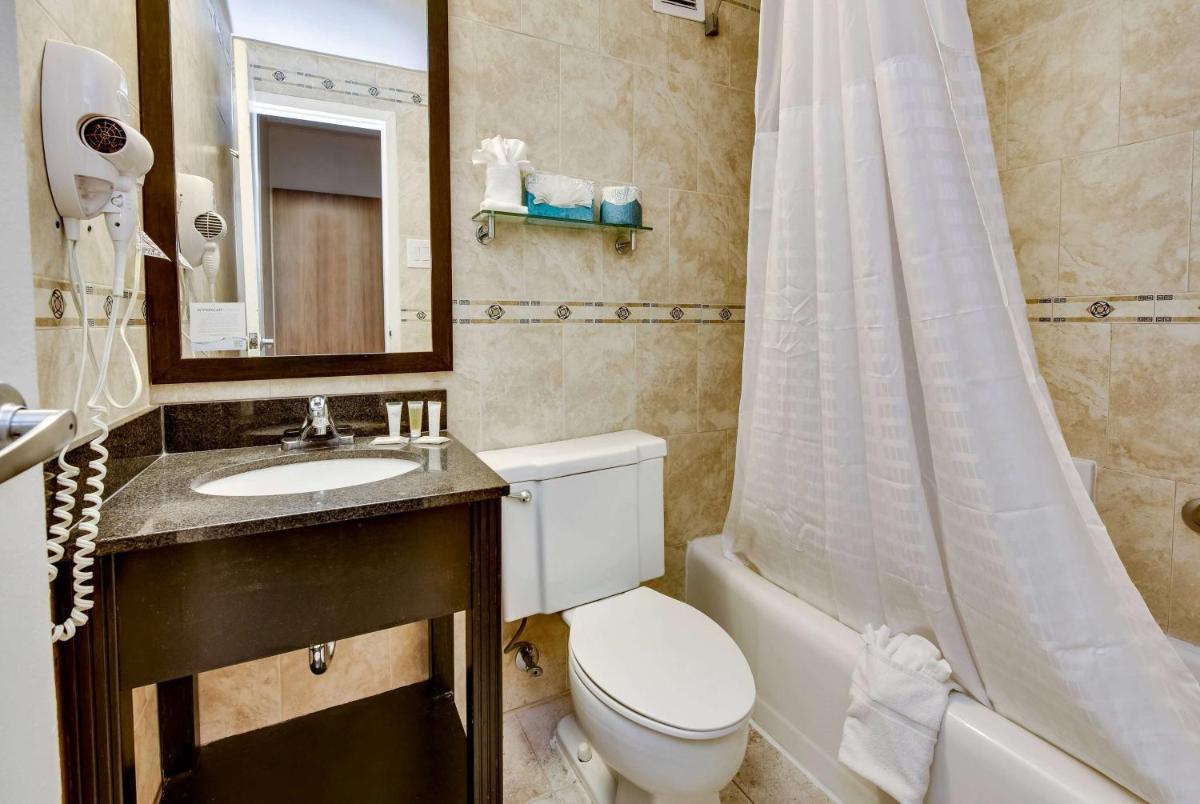 Days Inn by Wyndham Washington DC/Connecticut Avenue - Housity