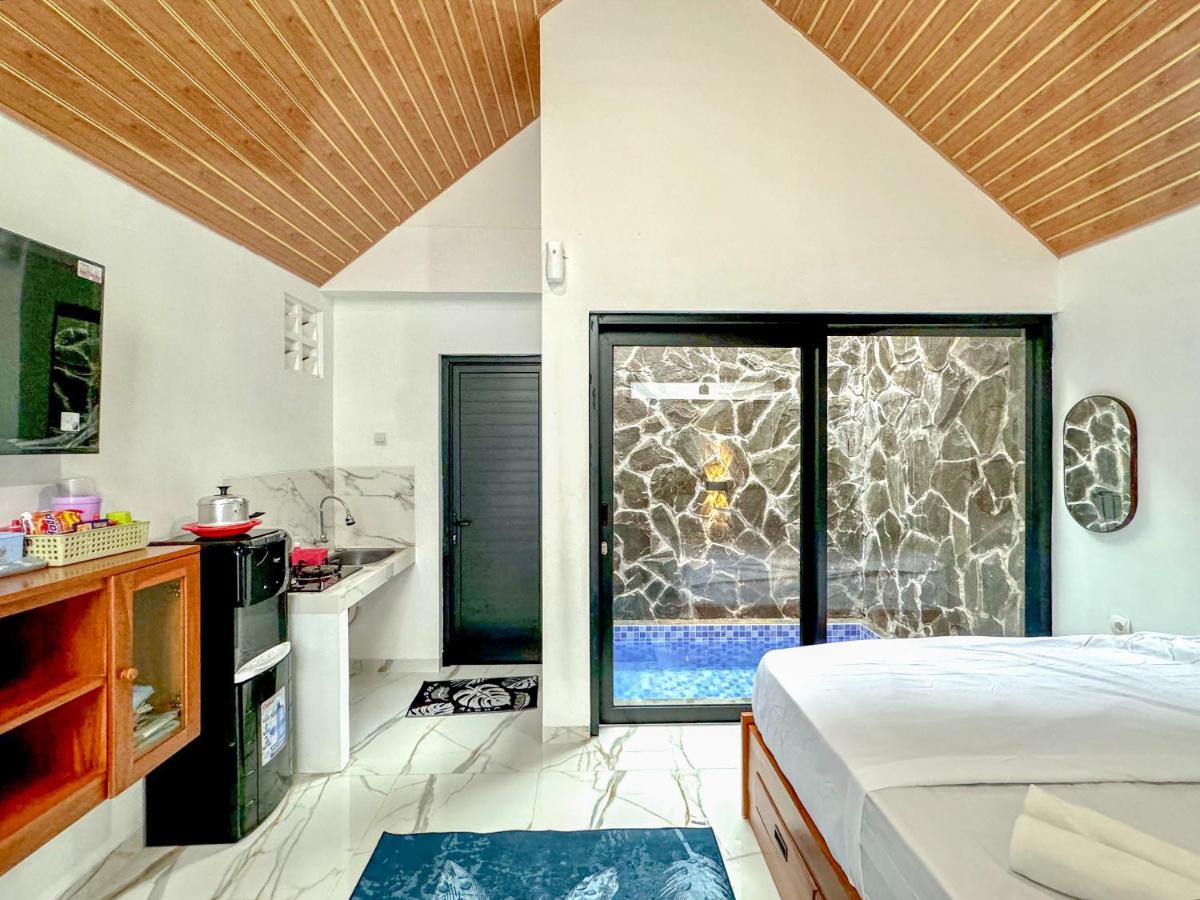 Diyanis Glamping Sekipan Tawangmangu Mitra RedDoorz - Housity