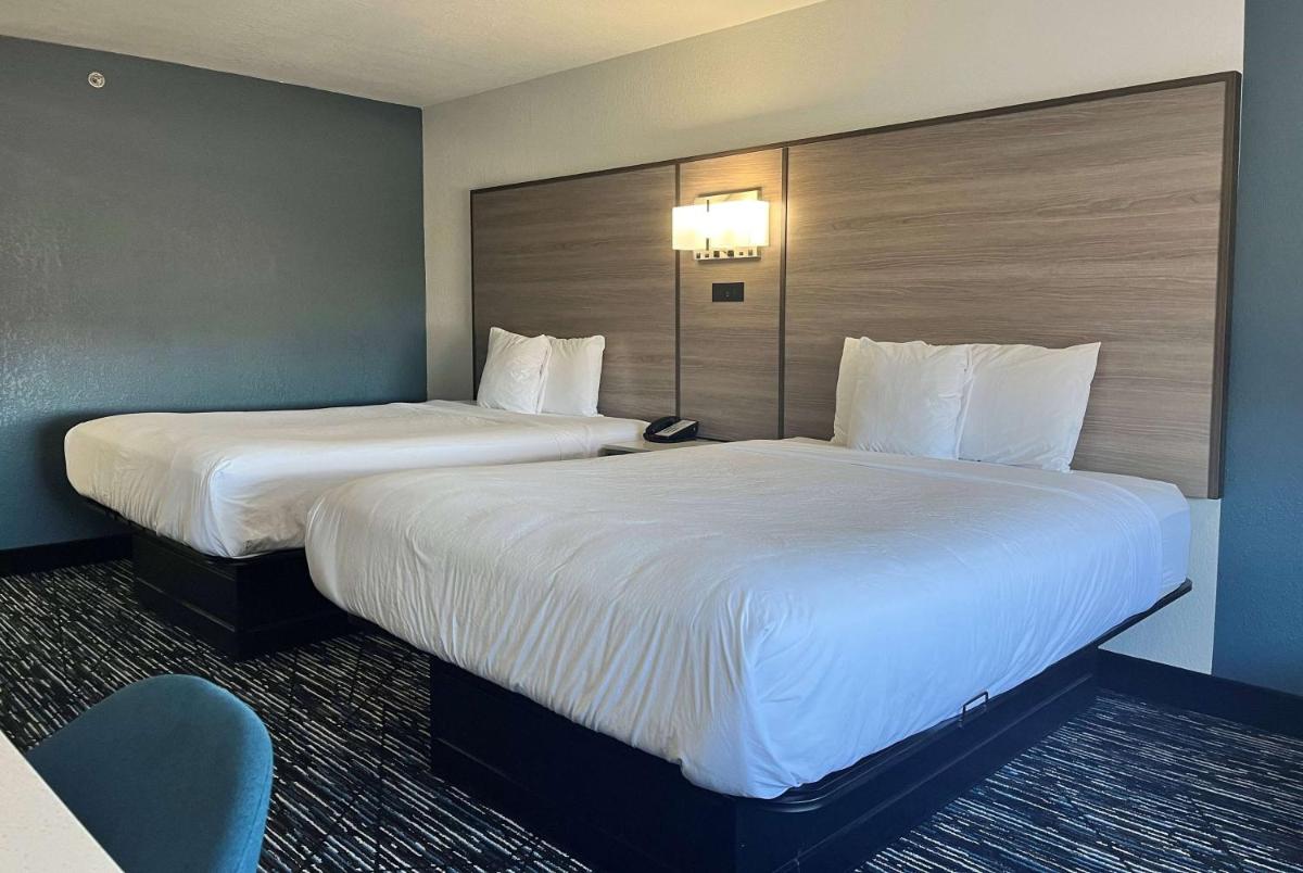 Baymont by Wyndham Indianapolis Northeast - Housity