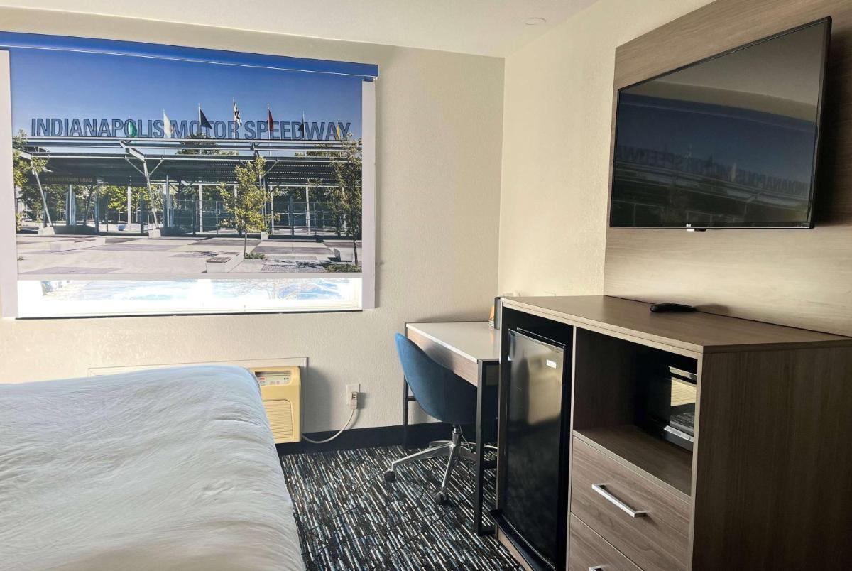 Baymont by Wyndham Indianapolis Northeast - Housity