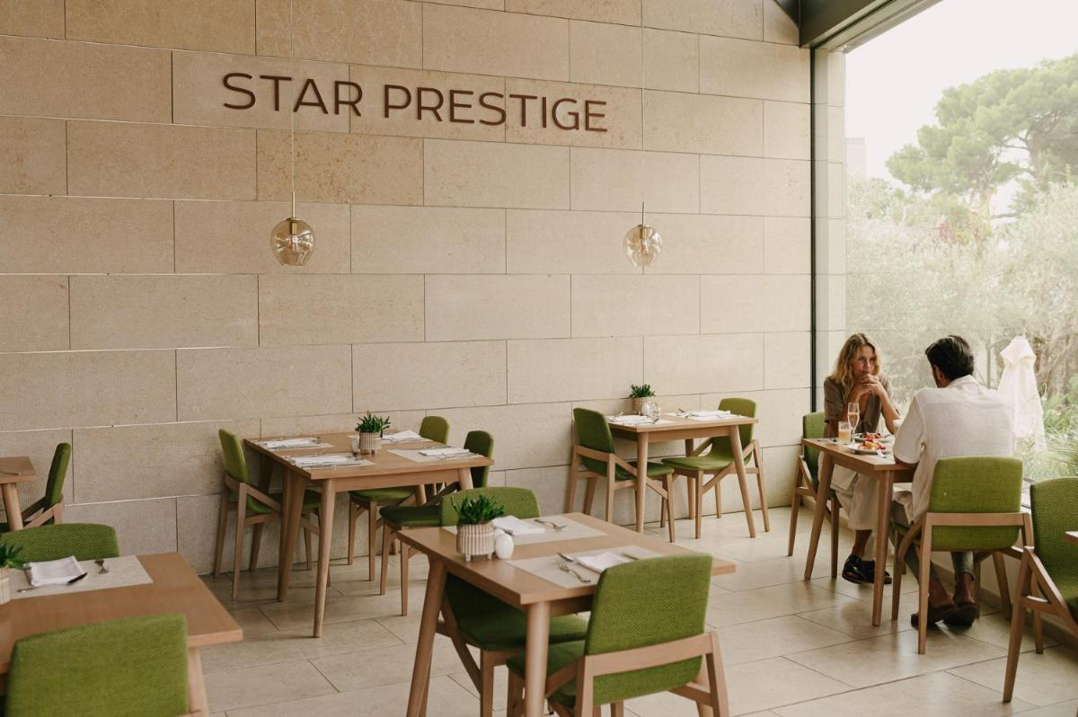 Clientes alojados en Iberostar Selection Llaut Palma- Adults Only
