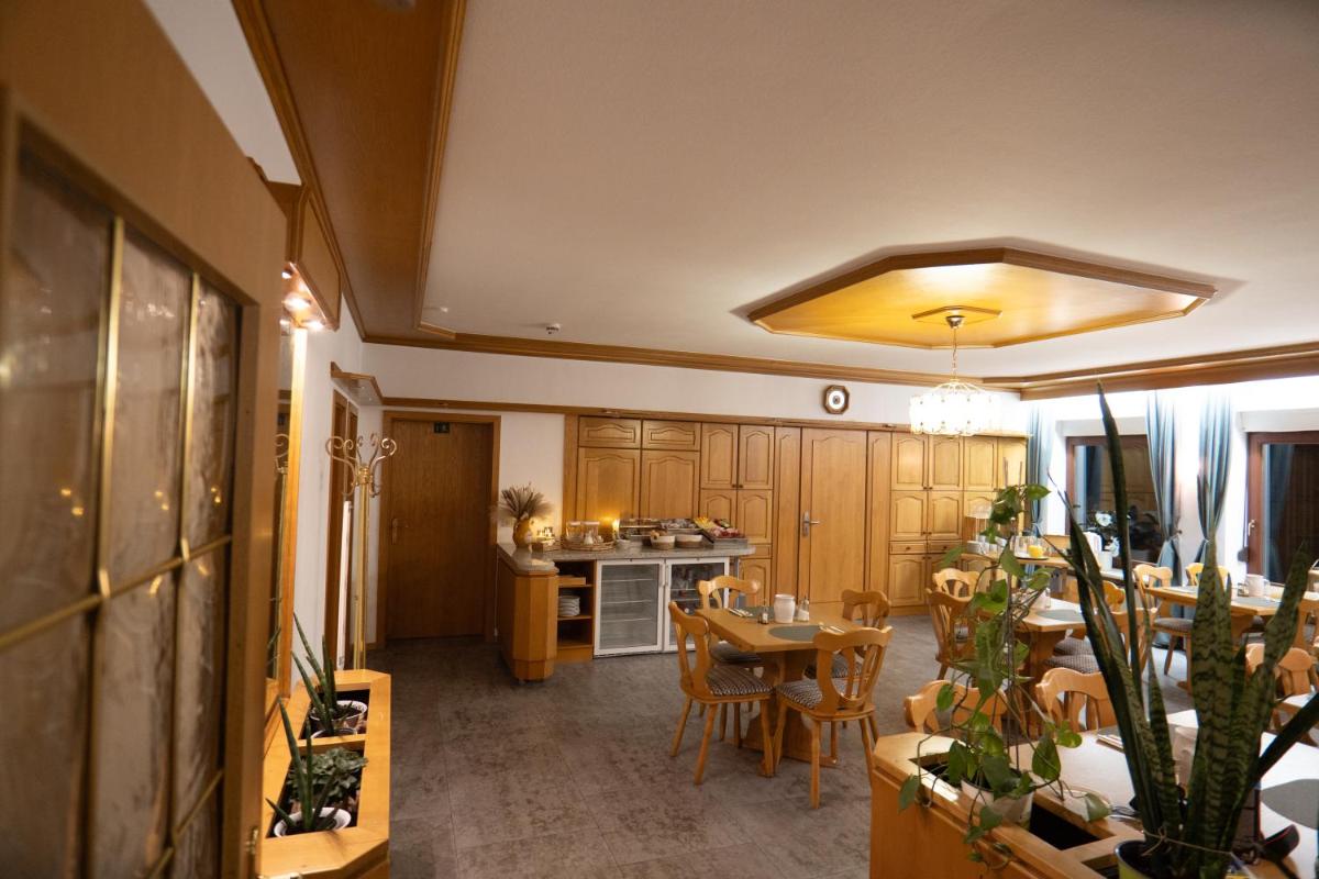 Hotel Liederbacher Hof - Housity