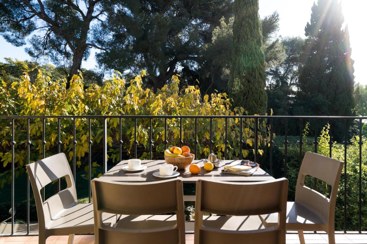 Balcon ou terrasse dans l'établissement La Résidence du Bailli