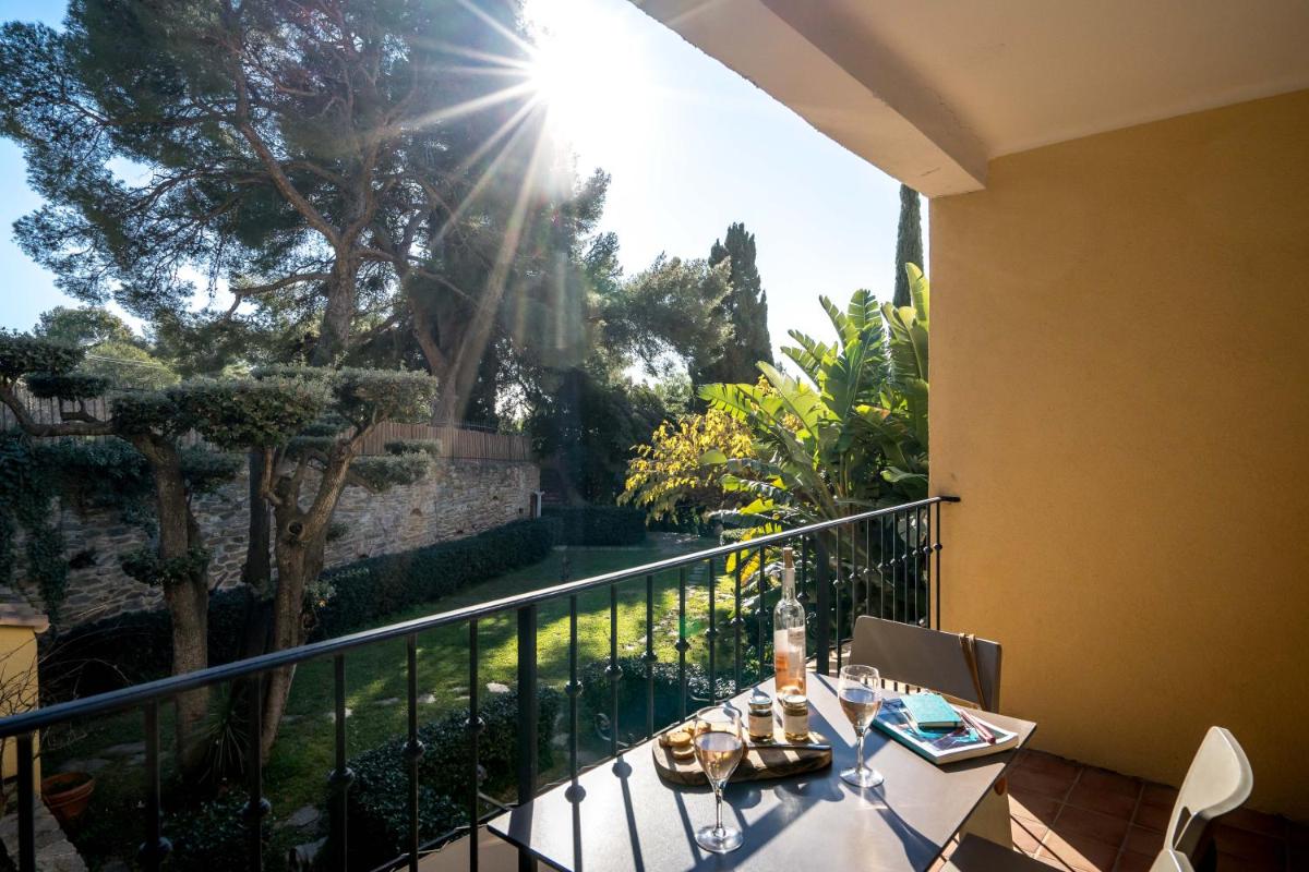 Balcon ou terrasse dans l'établissement La Résidence du Bailli