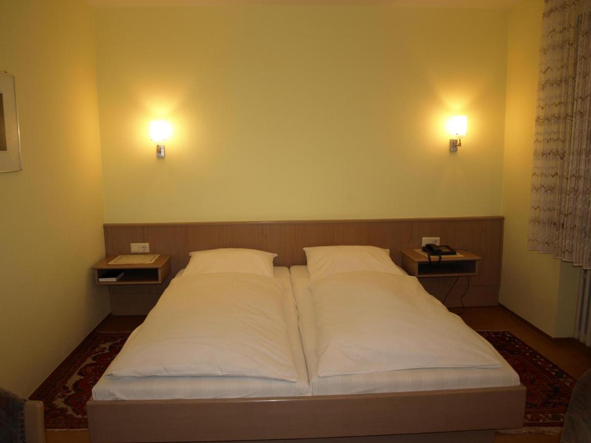 Hotel Astoria - Housity