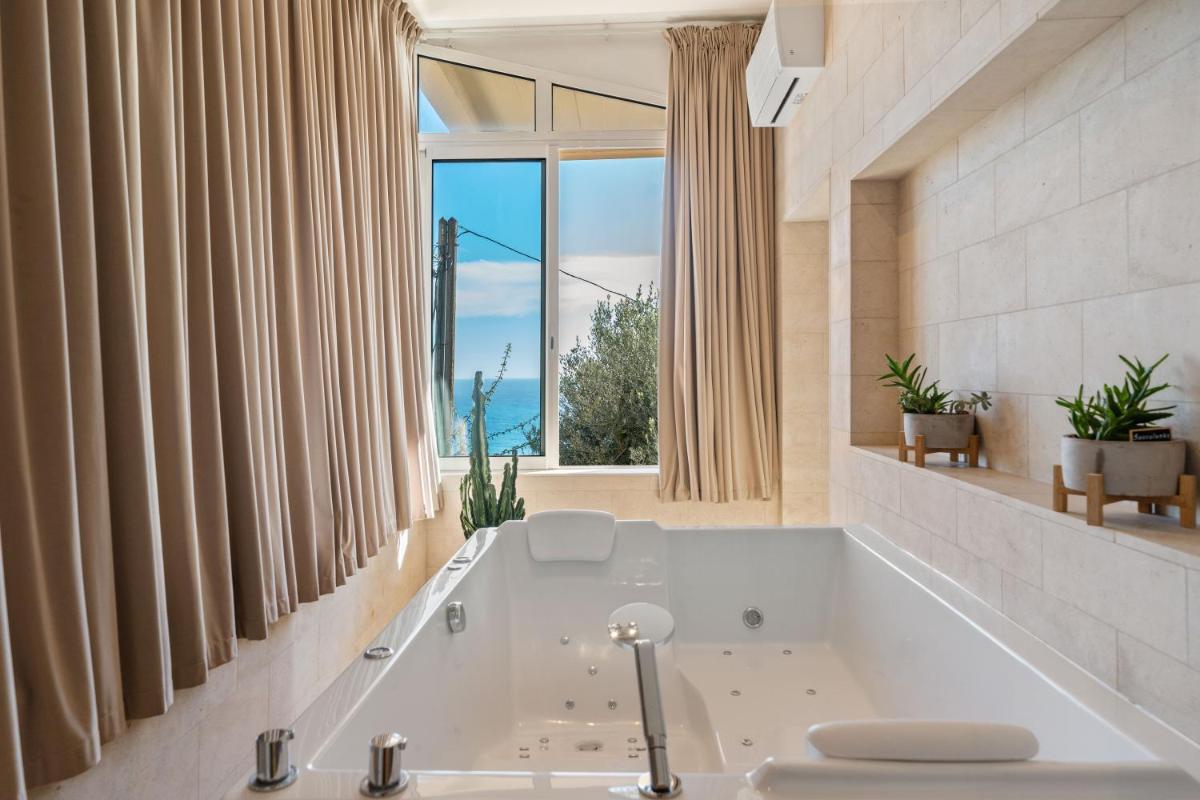 Hôtel Le Roquebrune - Housity