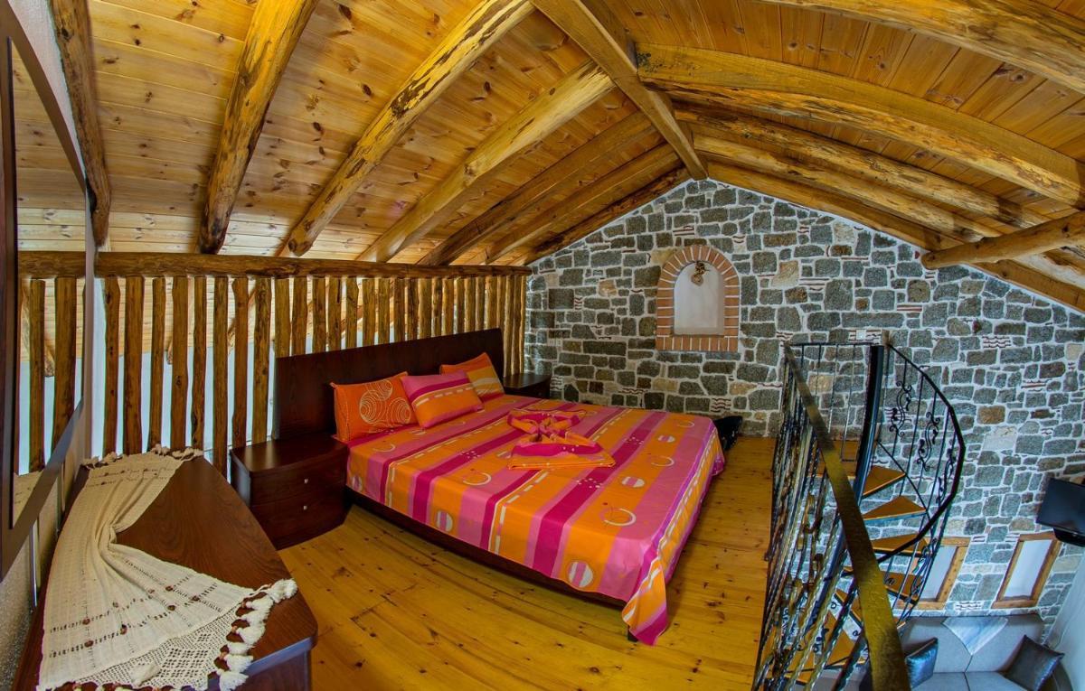 Theano Apartments - Housity