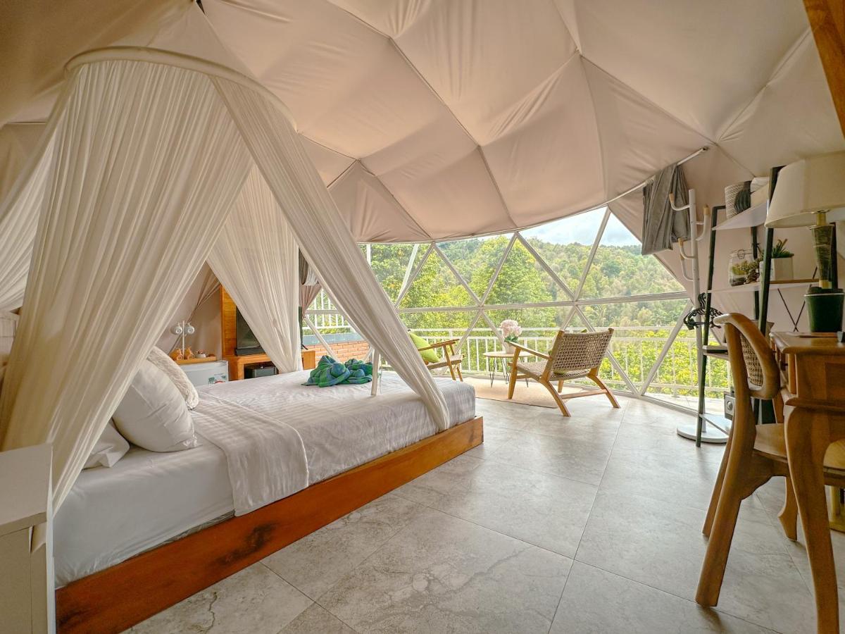 Moondock Luxury Camp - Housity