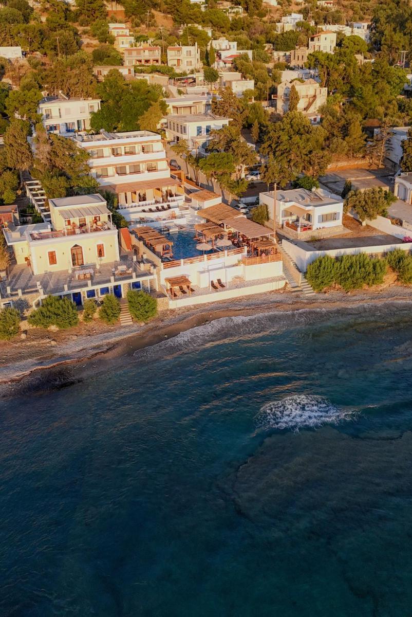 SPONGIA HOTEL SUITES & Spa - Housity