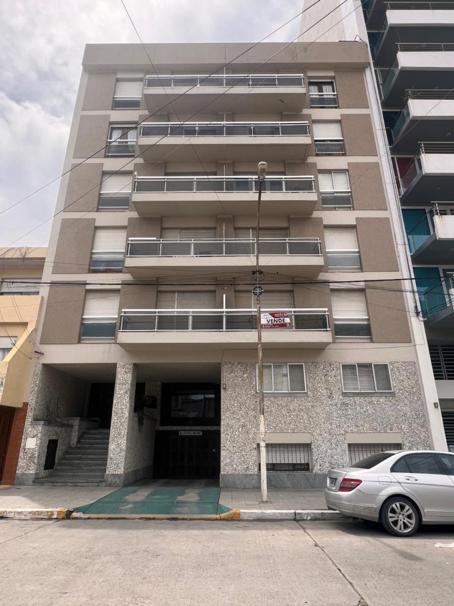 Departamento en 5to piso a 50m del mar - Housity
