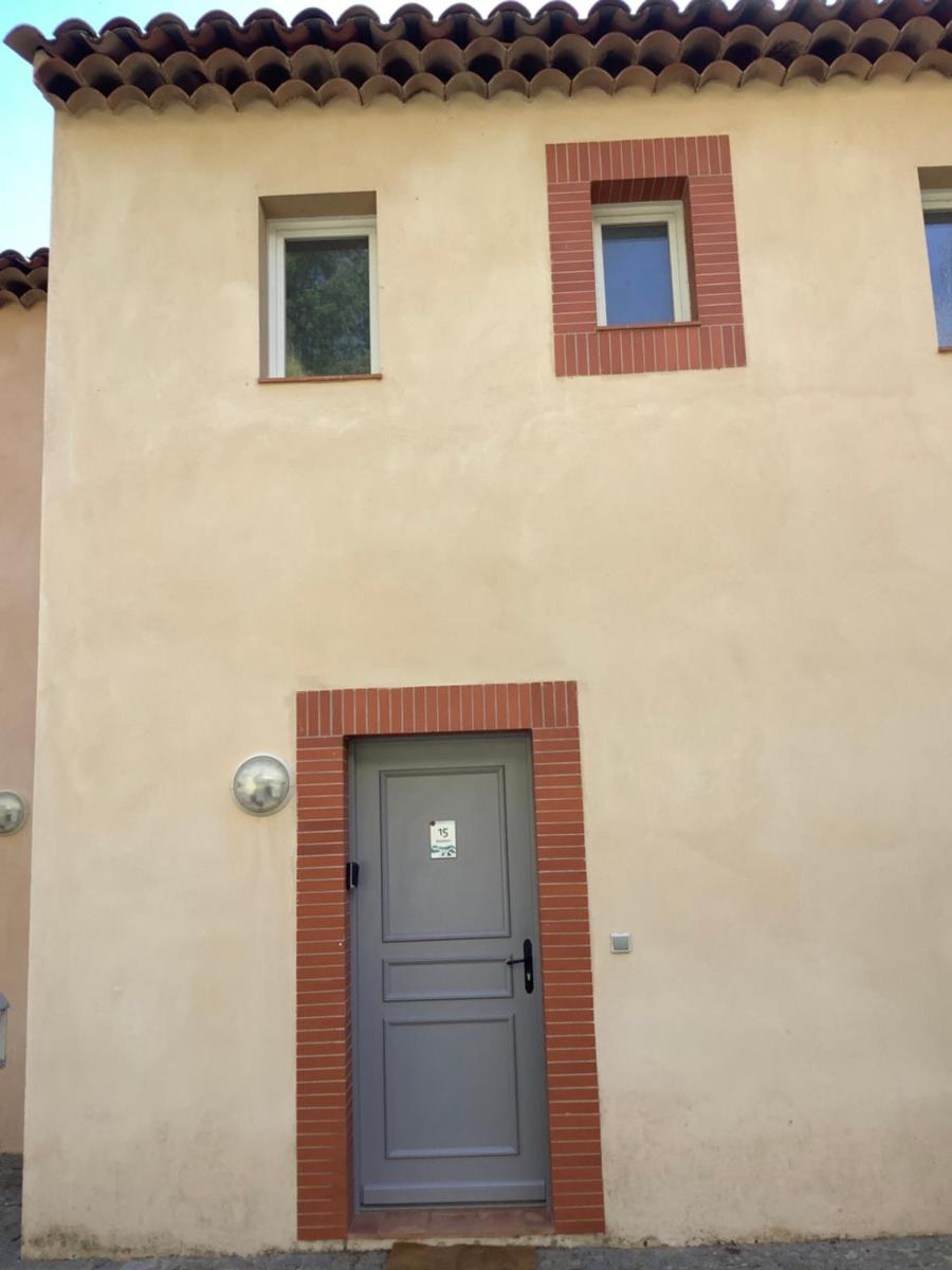 Duplex (5pers) dans village vacances en Ardèche - Housity