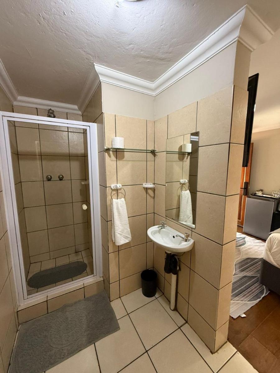 The Eden Boulders Hotel and Resort Midrand - Housity