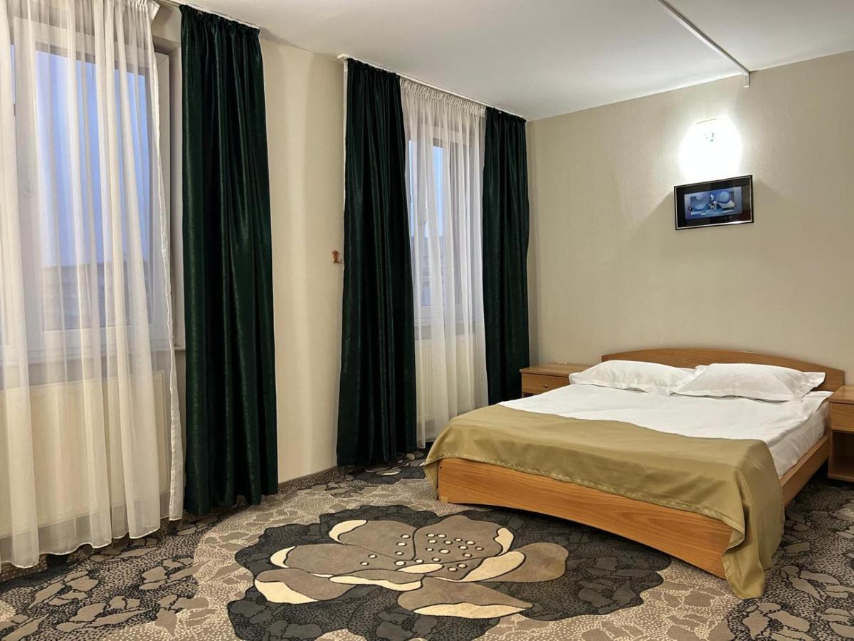 Hotel Bistrita - Housity
