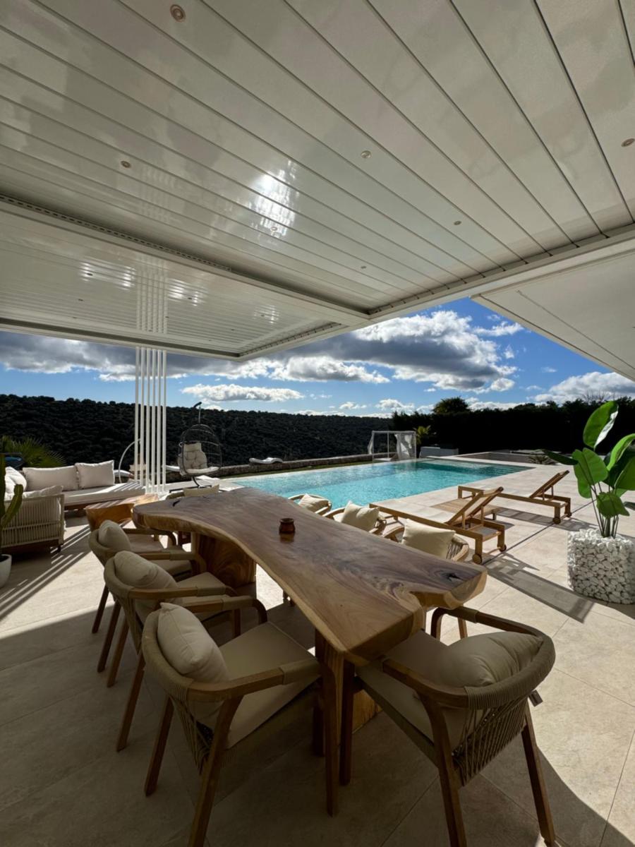 Villa exclusiva con piscina infinity y jacuzzi! - Housity