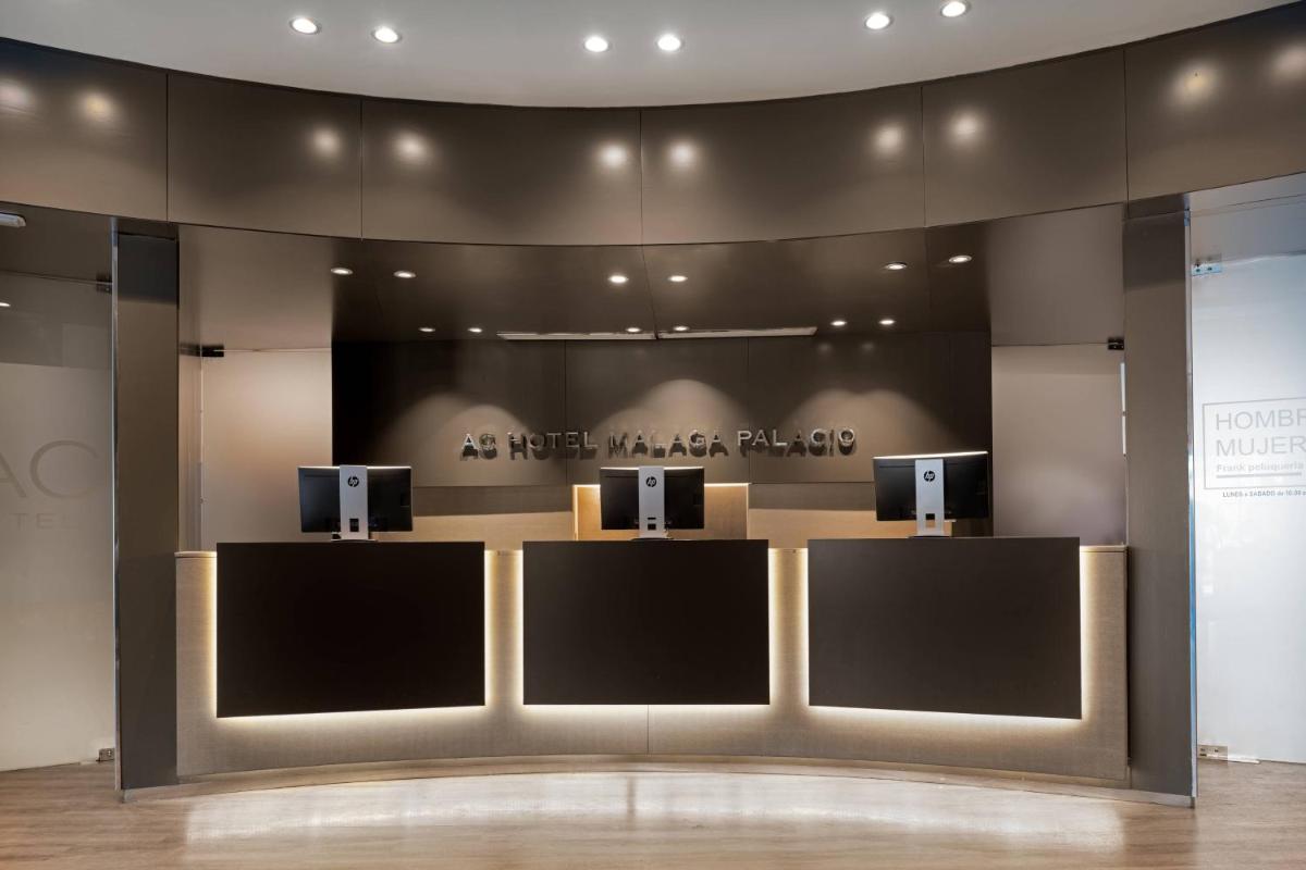AC Hotel Málaga Palacio by Marriott - Housity