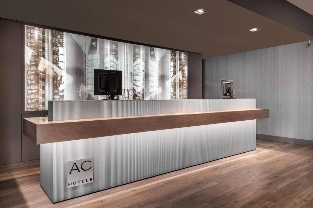 AC Hotel by Marriott Alicante - Housity
