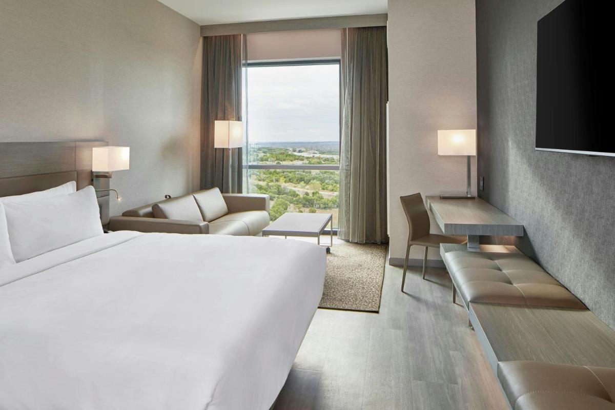 AC Hotel by Marriott Austin Hill Country - Housity