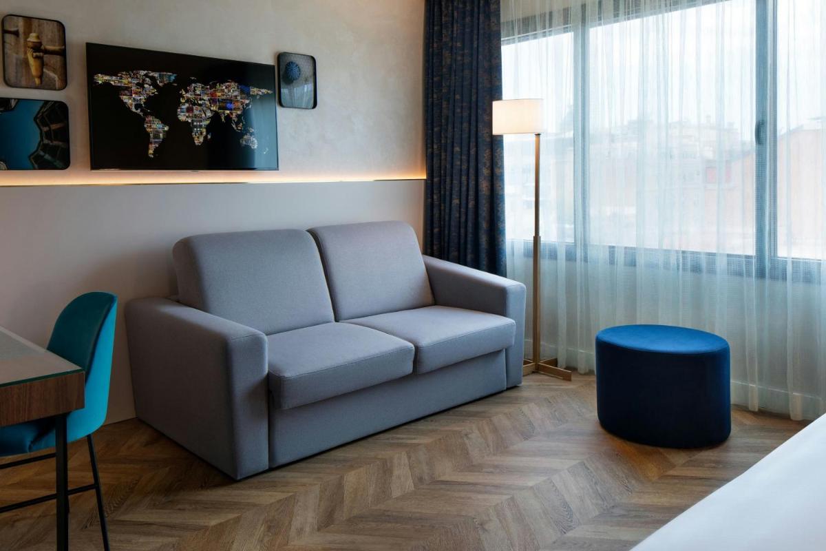 Zona de estar de Renaissance Barcelona Hotel