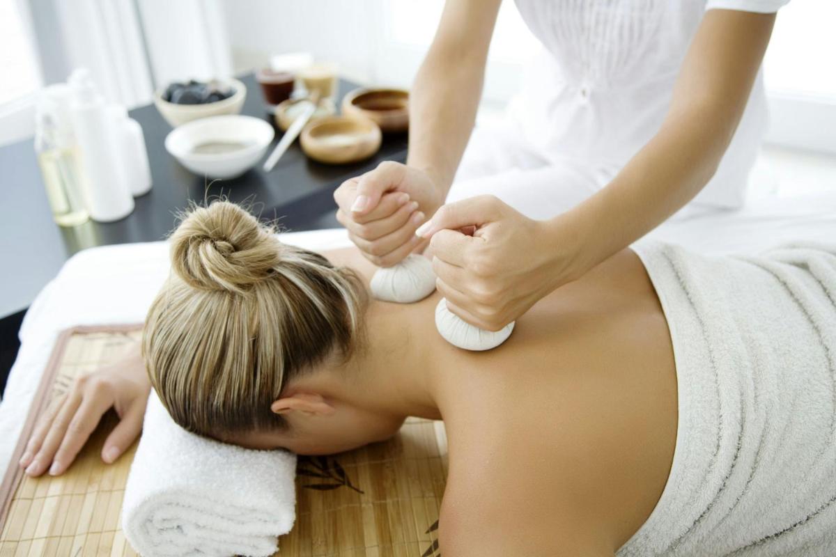 Spa o instalaciones de bienestar en Renaissance Barcelona Hotel