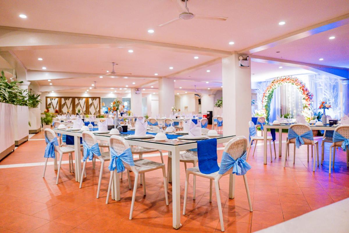 Paras Beach Resort - Camiguin - Housity