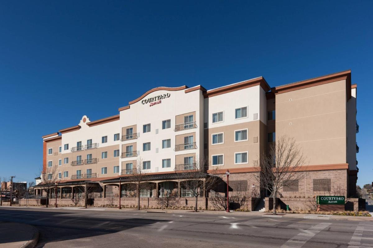 Courtyard by Marriott Fort Worth Historic Stockyards - Housity