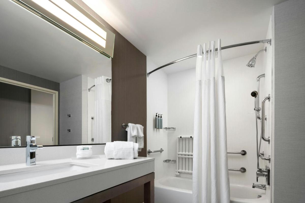 Courtyard by Marriott Denver North/Westminster - Housity