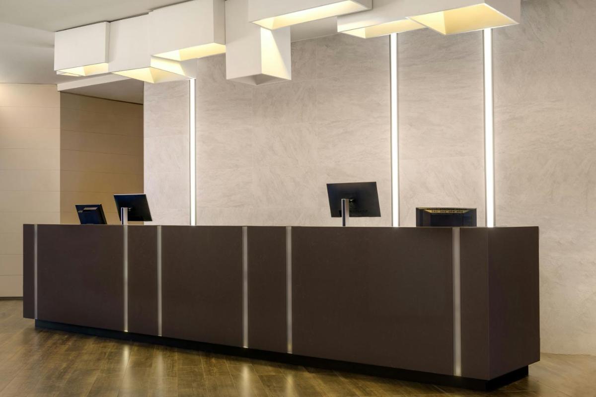 AC Hotel San Cugat by Marriott - Housity