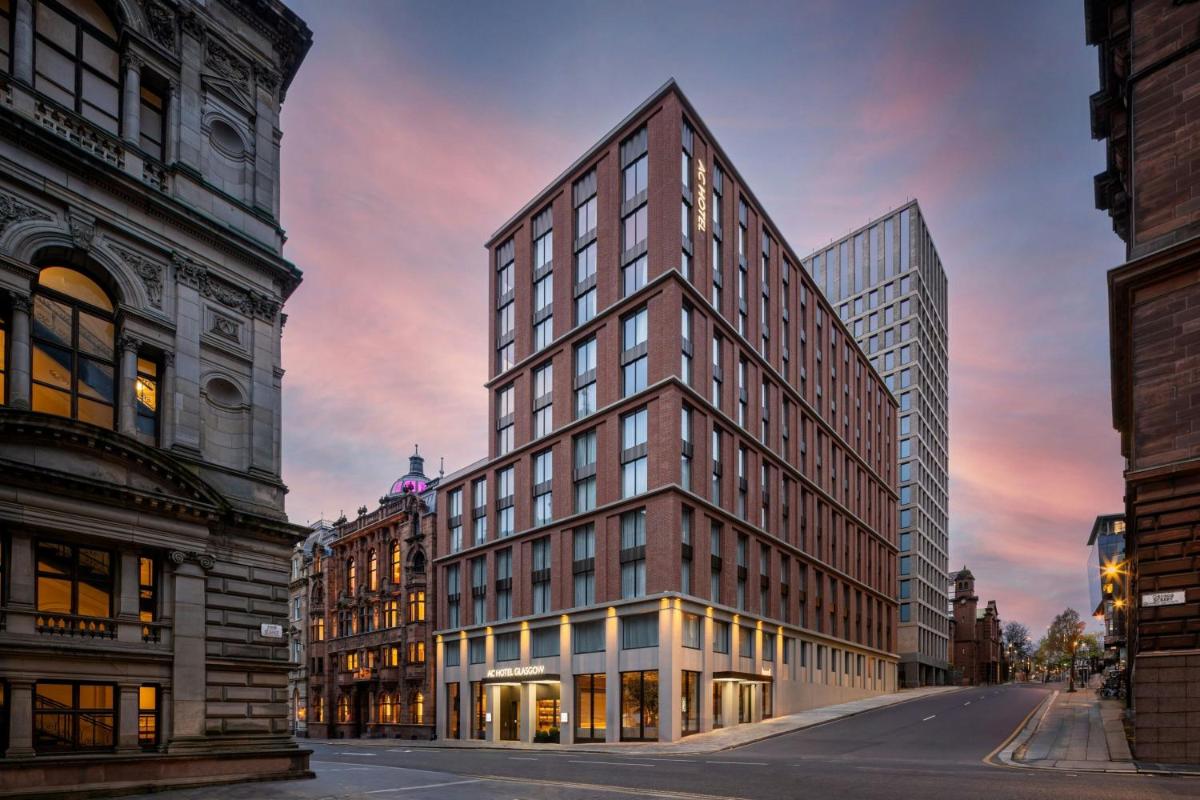 AC Hotel by Marriott Glasgow - Housity