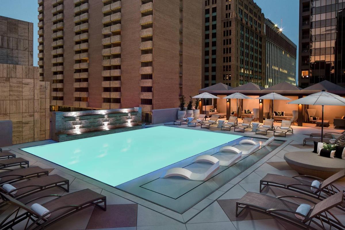 The Adolphus, Autograph Collection - Housity