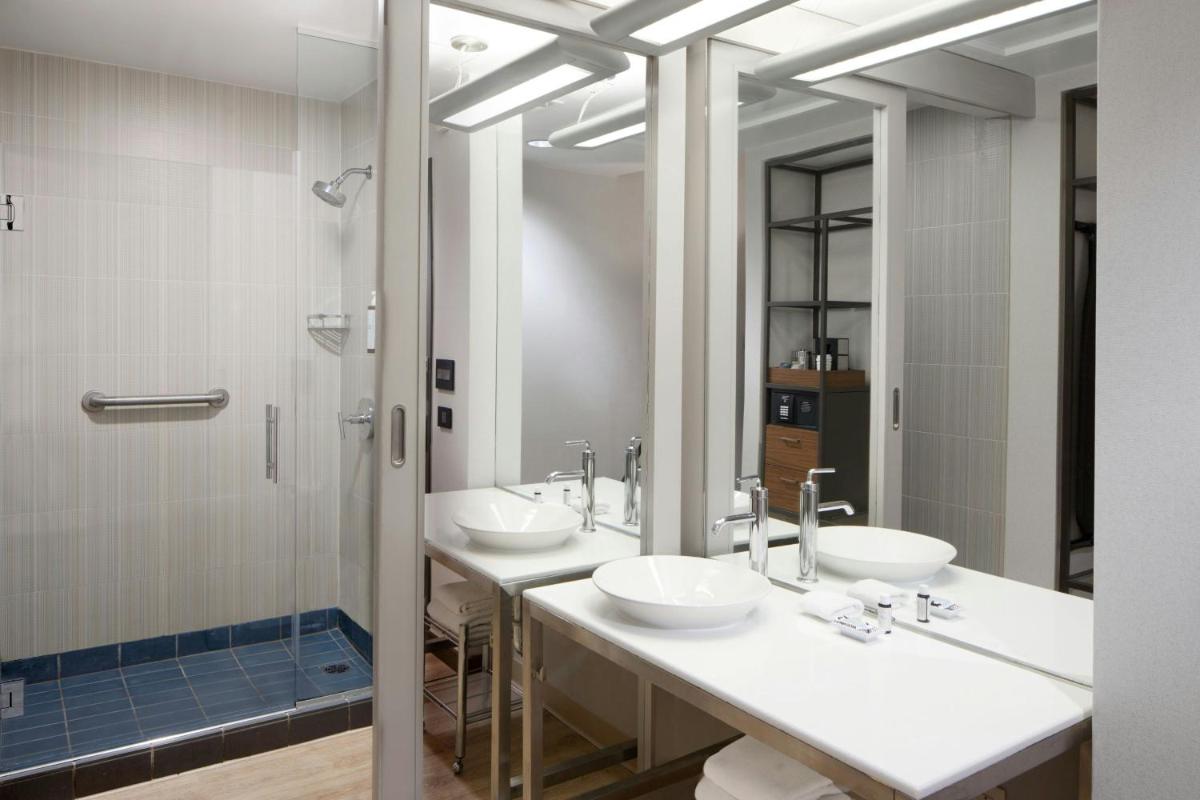 AC Hotel National Harbor Washington, DC Area - Housity