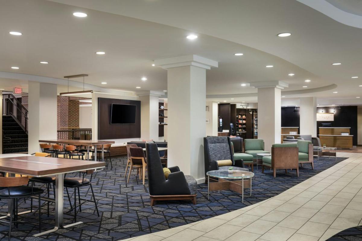 Courtyard by Marriott Wichita at Old Town - Hizvo