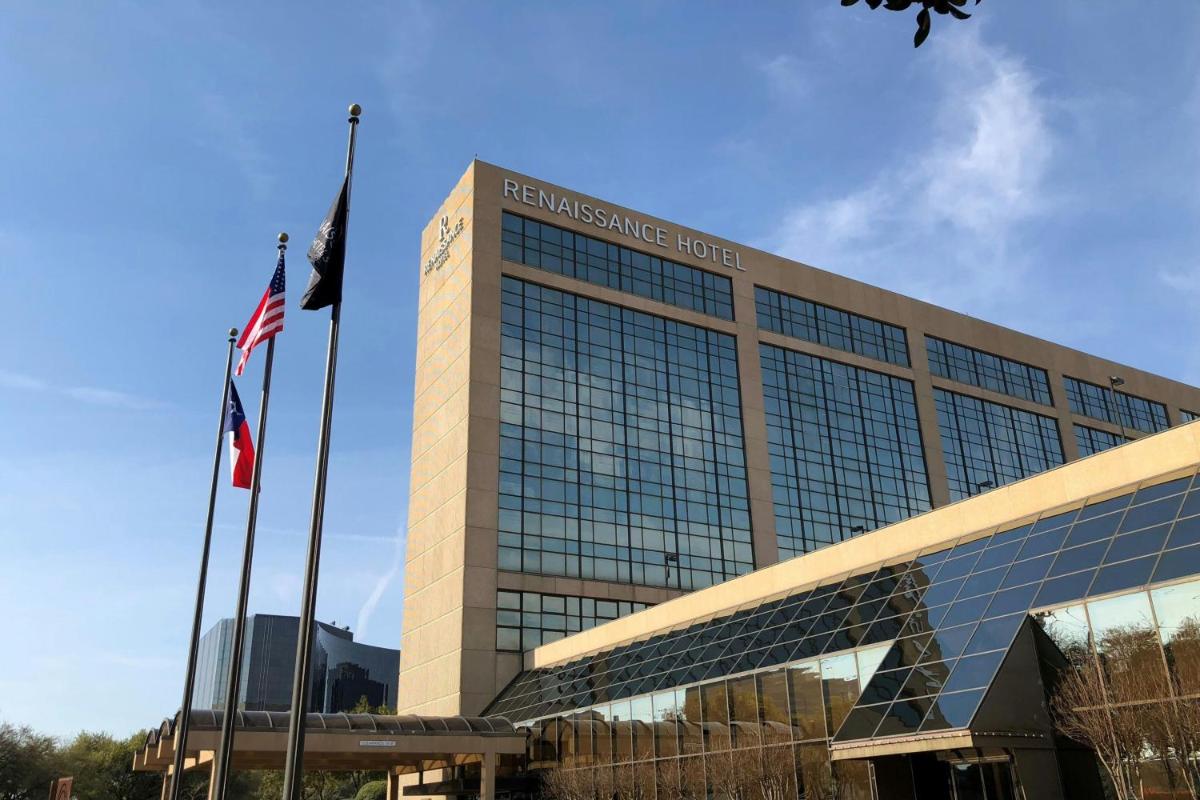 Renaissance Dallas Addison - Housity