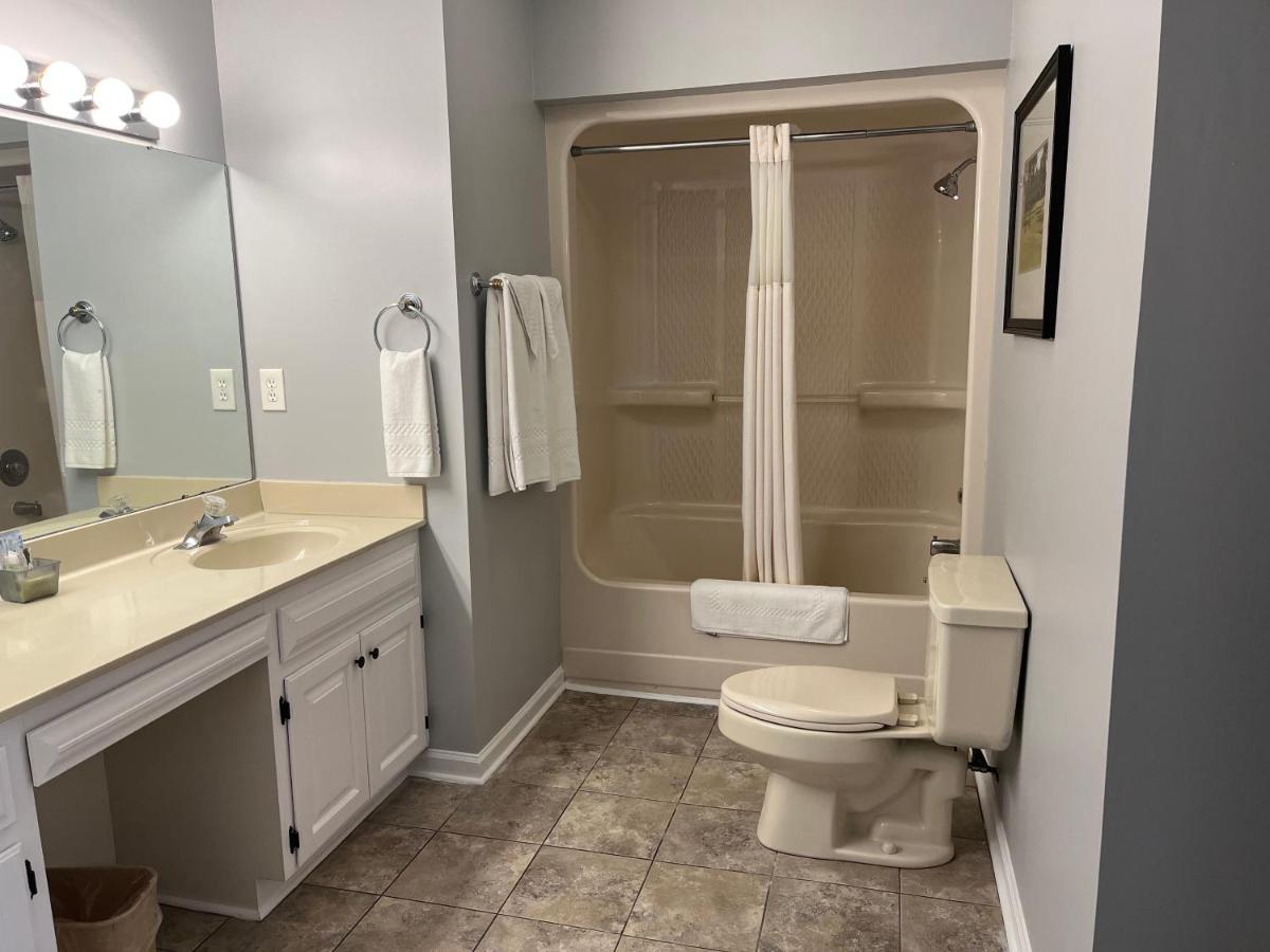 Beau Rivage Golf and Resort - Housity
