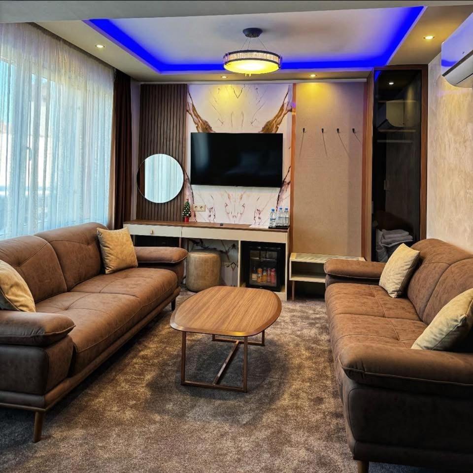 Hotel Diamant - Housity