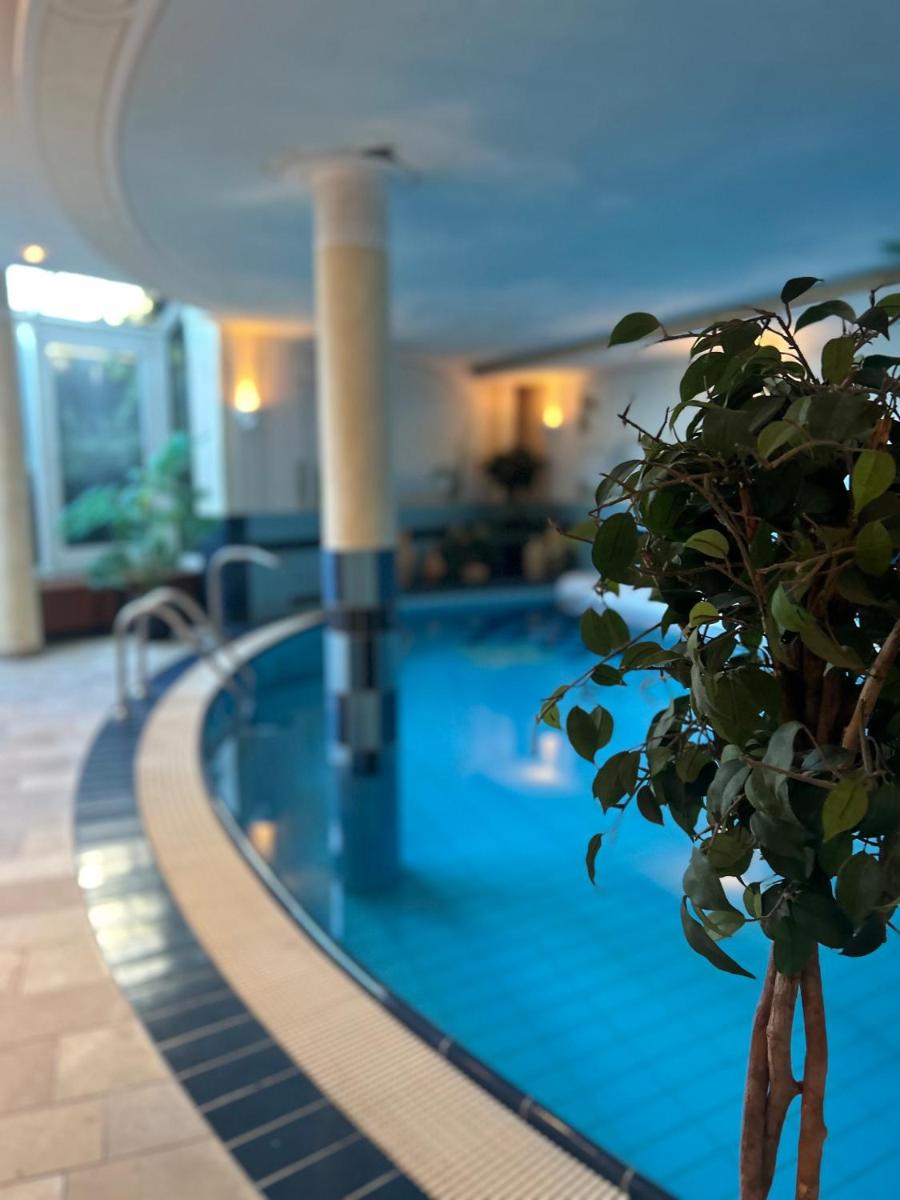 Hotel Seehof Leipzig - Housity