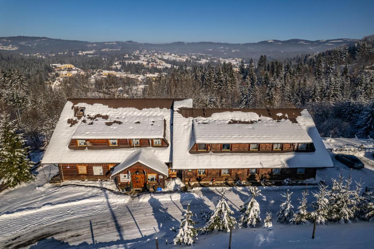 Czarna Owca - Housity