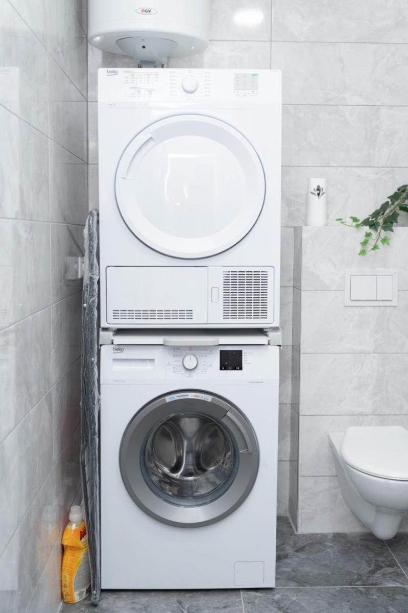 Apartment Friday - Housity
