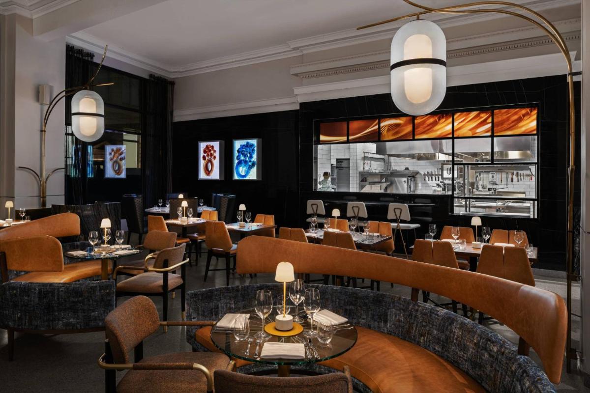 Glass Light Hotel & Gallery, Autograph Collection - Housity