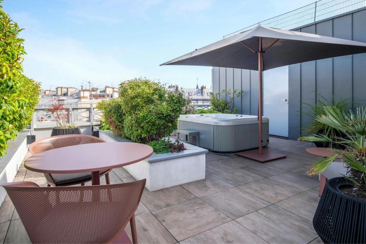 Balcon ou terrasse dans l'établissement Renaissance Paris Republique Hotel & Spa