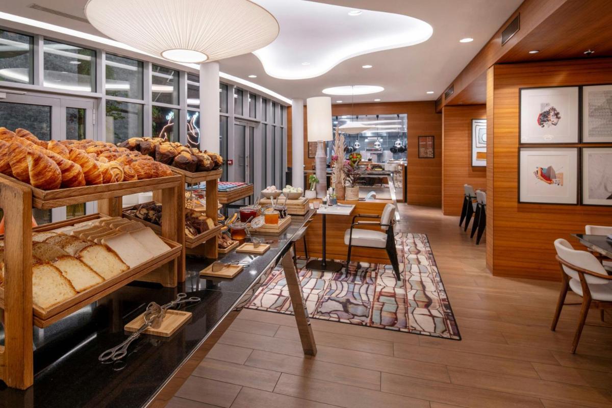 Nourriture dans l'hôtel ou à proximité