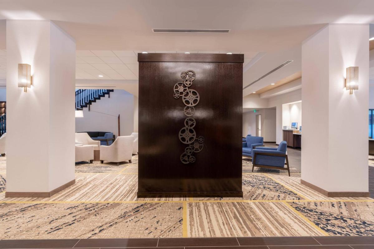 Courtyard by Marriott Thousand Oaks Agoura Hills - Housity