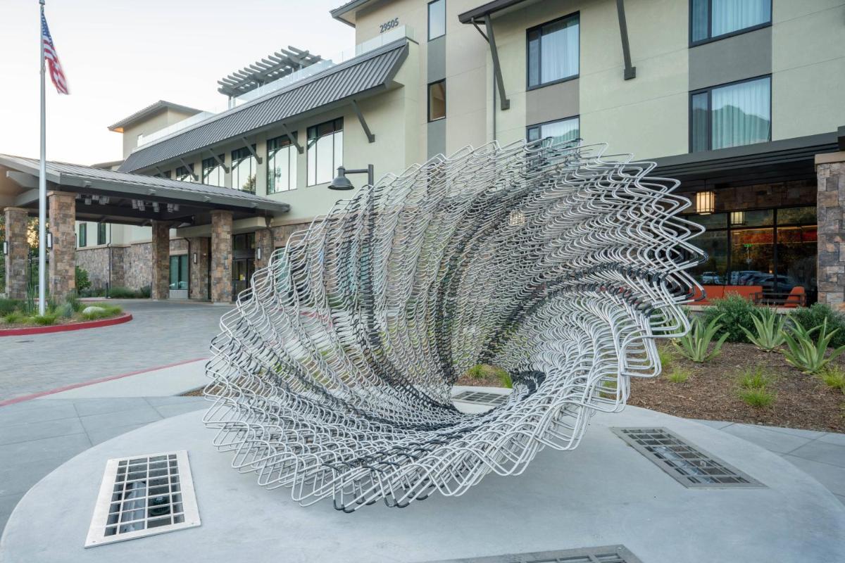Courtyard by Marriott Thousand Oaks Agoura Hills - Housity