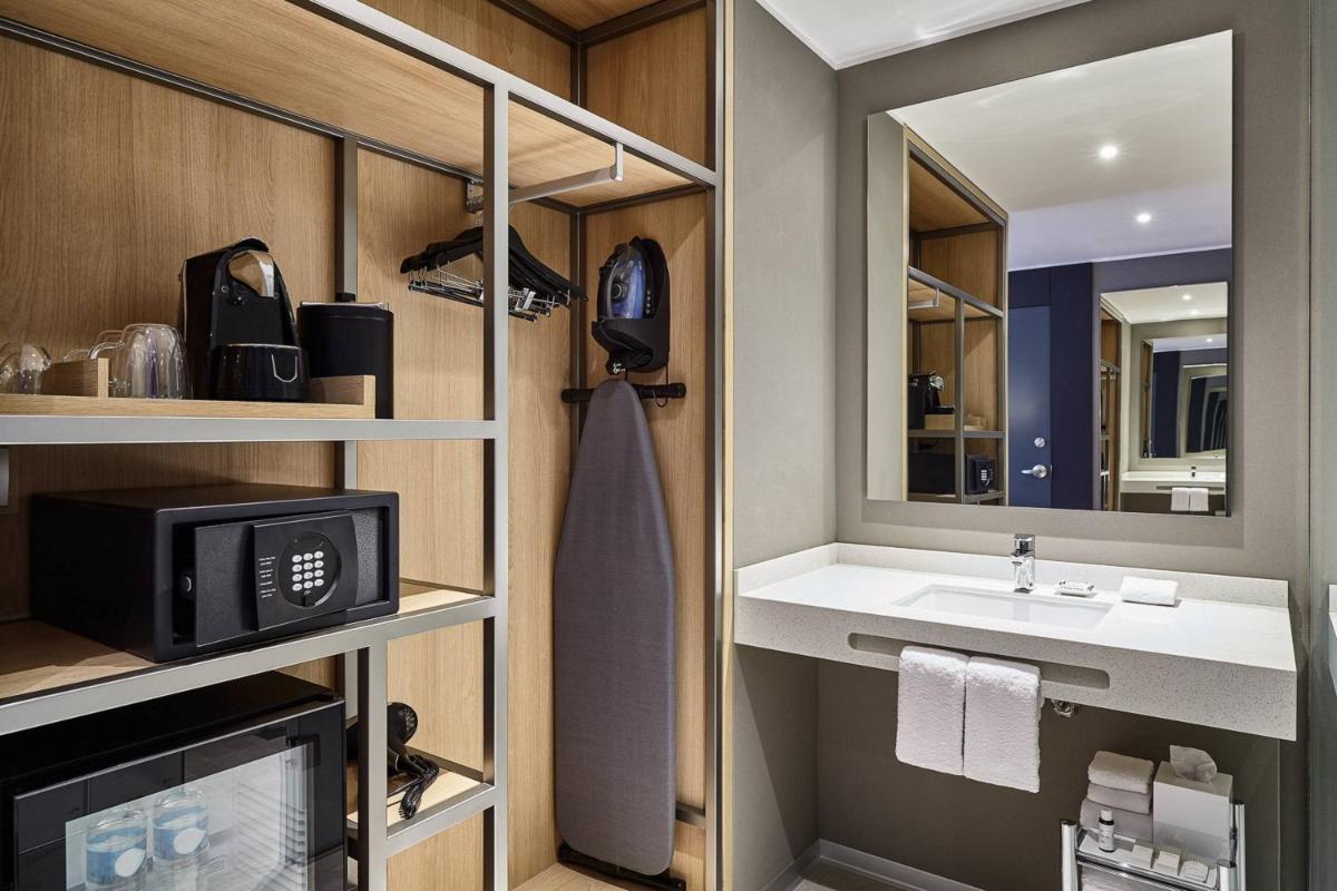 AC Hotel by Marriott Lima Miraflores - Hizvo